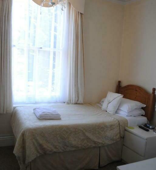 Номер Стандарт Индивидуальный, Craig Ard