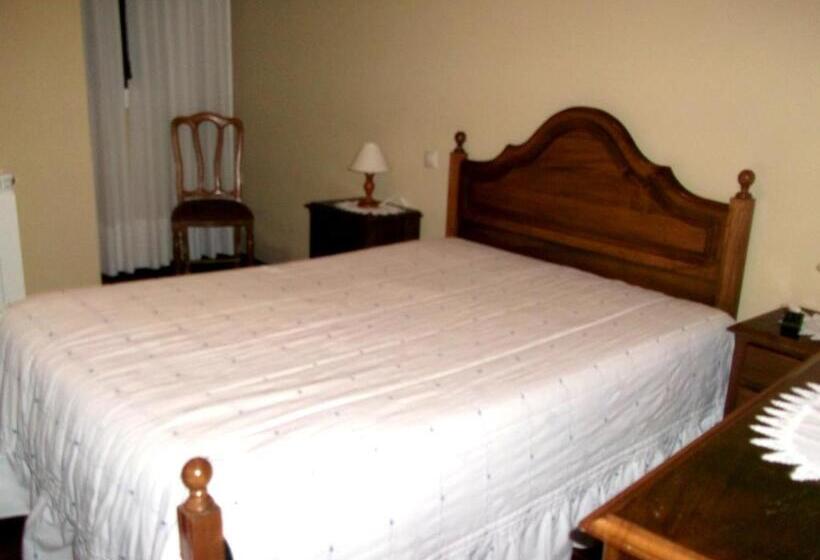 ツーベッドルーム　ヴィラ, O Pimpao