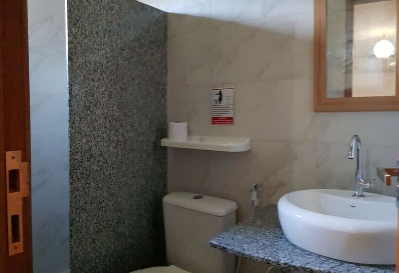 标准三人间, Paranambuca Pousada