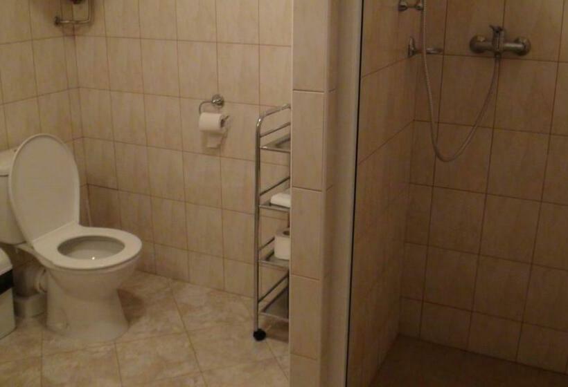 غرفة قياسية رباعية, Penzion Taferna