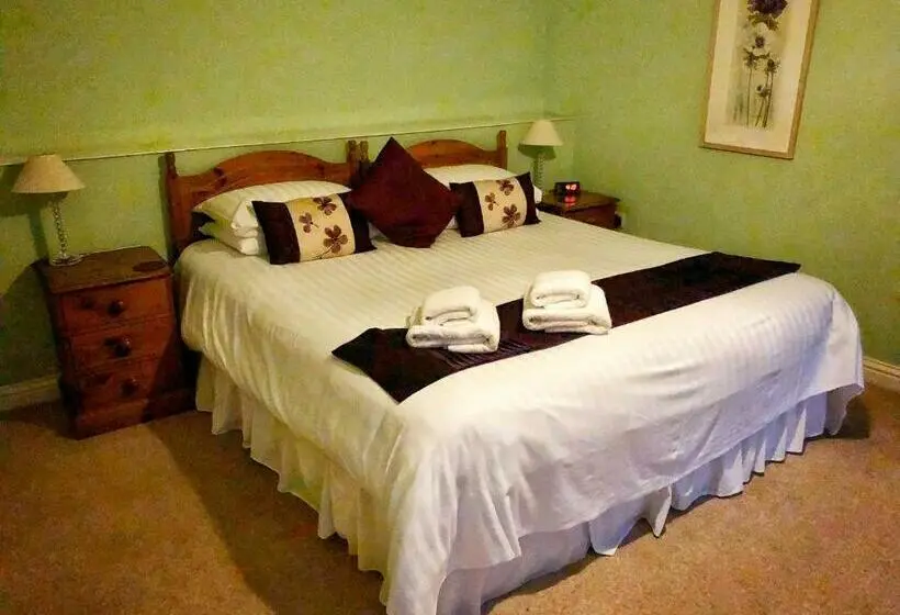Chambre Supérieure, The Riverside