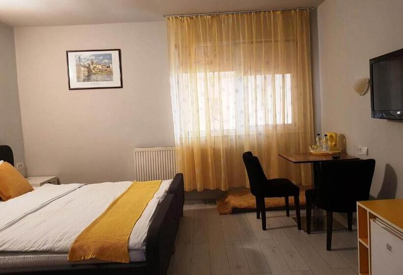 スタンダードルーム, Pensiunea Paloma 3 Stele Brasov