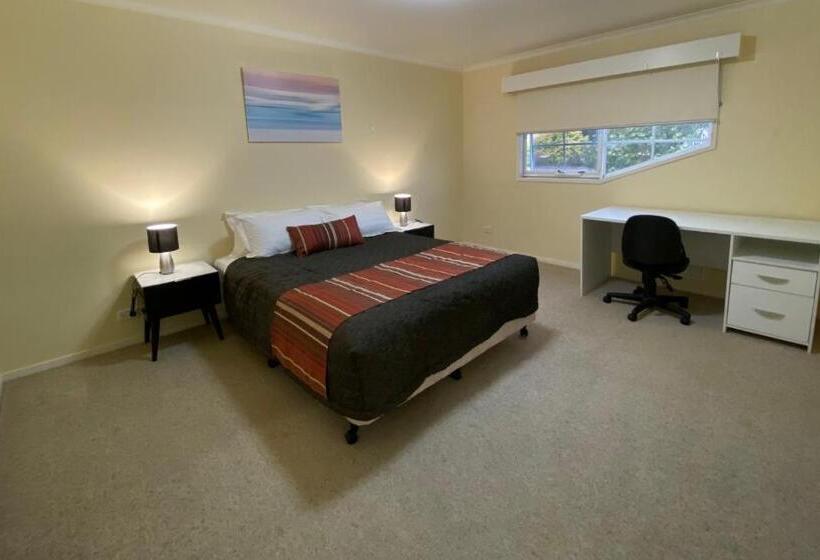 Apartamento 2 Dormitórios, Redwood Manor Motel Apartments