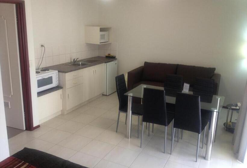 Семейное Студио, Redwood Manor Motel Apartments