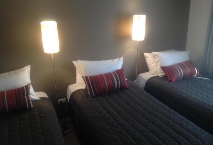 Семейное Студио, Redwood Manor Motel Apartments