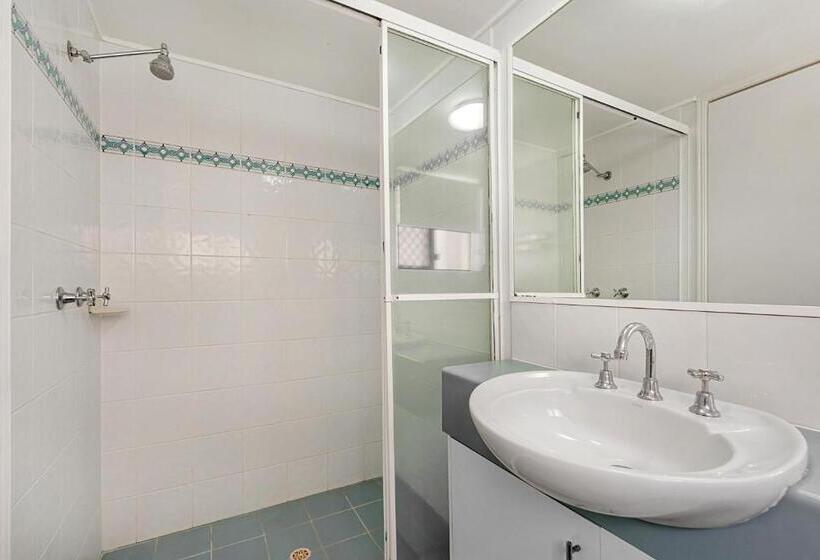 Номер Стандарт с Балконом, Surfcomber On The Beach