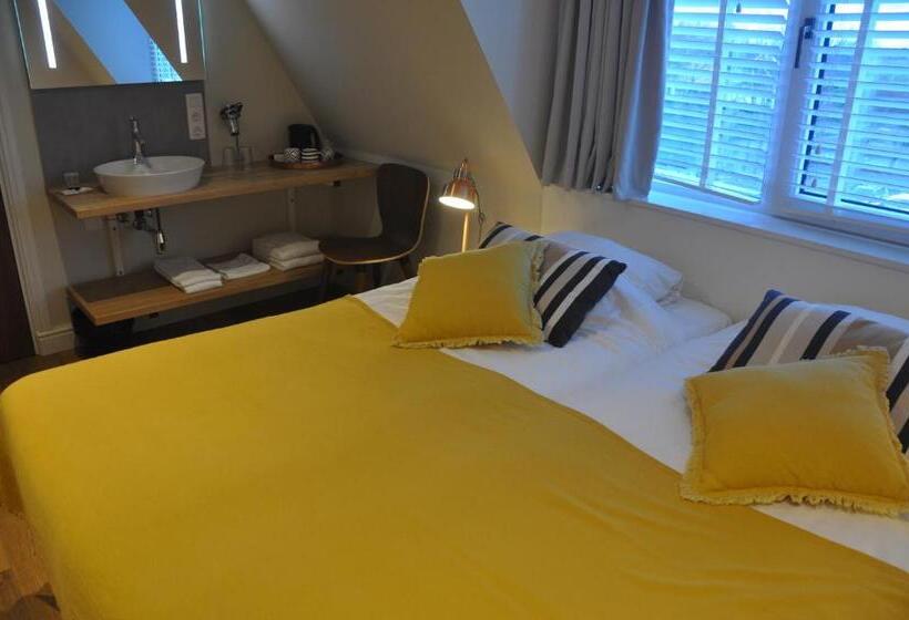 חדר סטנדרט, Sanders De Paauw