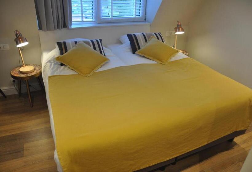 חדר סטנדרט, Sanders De Paauw