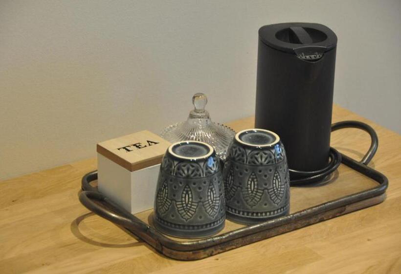 חדר סטנדרט, Sanders De Paauw