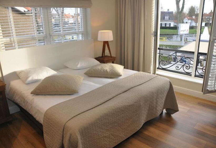 חדר משפחתי, Sanders De Paauw