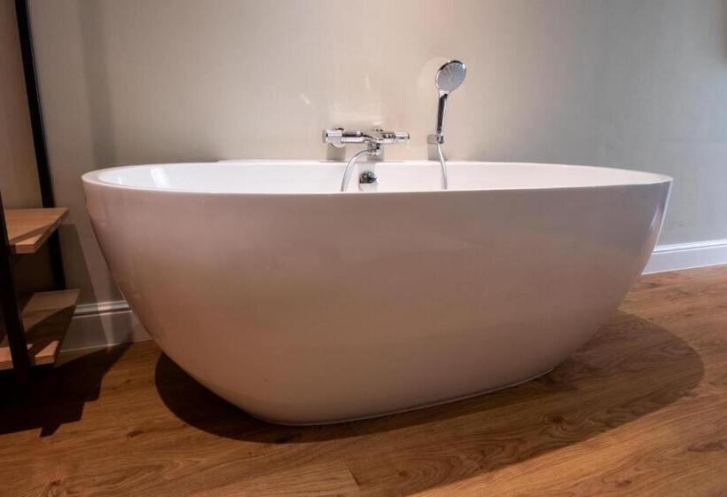 חדר סופריור, Sanders De Paauw