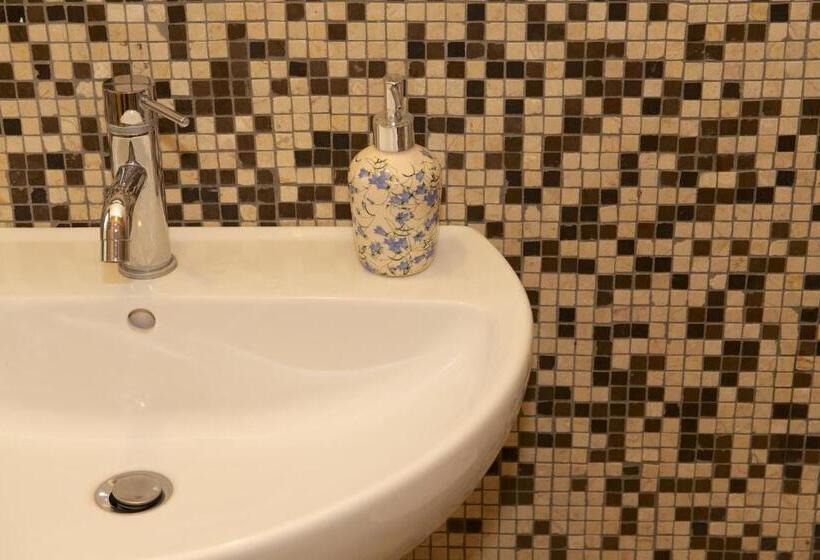 آپارتمان 1 خوابه, Relais Villa Lucia