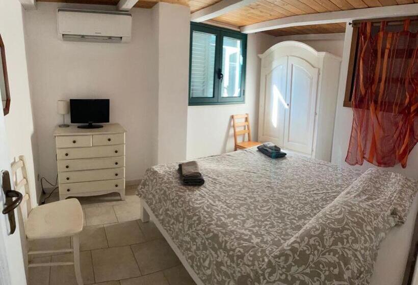 آپارتمان 3 خوابه, Relais Villa Lucia