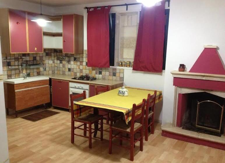 آپارتمان 3 خوابه, Relais Villa Lucia