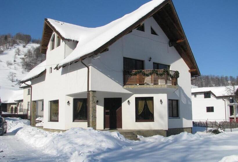 Дом 1 Спальня, Bucuria Muntelui