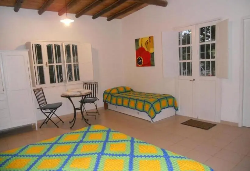 スタンダードルーム, El Ensueño