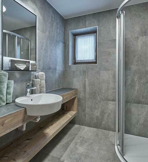 غرفة قياسية, Heiners