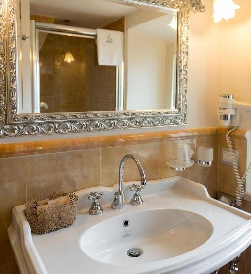 اتاق کلاسیک, Le Camere Del Ceccottino