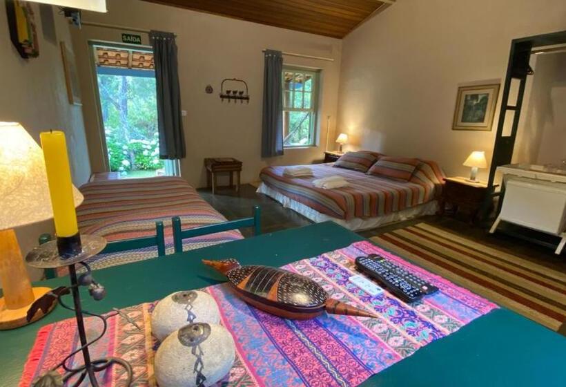 발코니가 있는 스위트, Pousada Dos Anjos