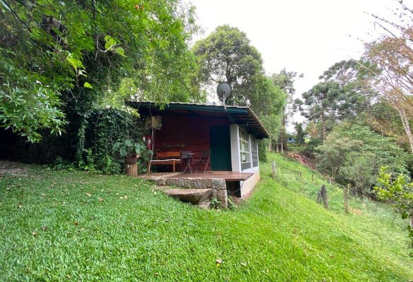 샬레, Pousada Dos Anjos