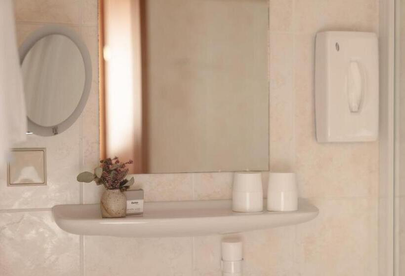 Апартаменты 2 Спальни, Weingut & Gästehaus Zum Seeblick   Familie Sattler