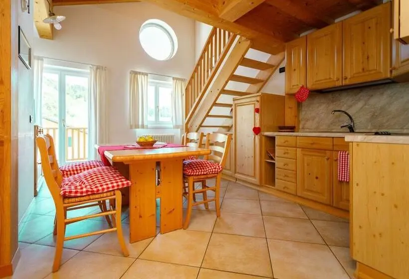 Duplex-huone, Residence Stella