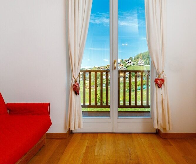 شقة غرفة واحدة, Residence Stella