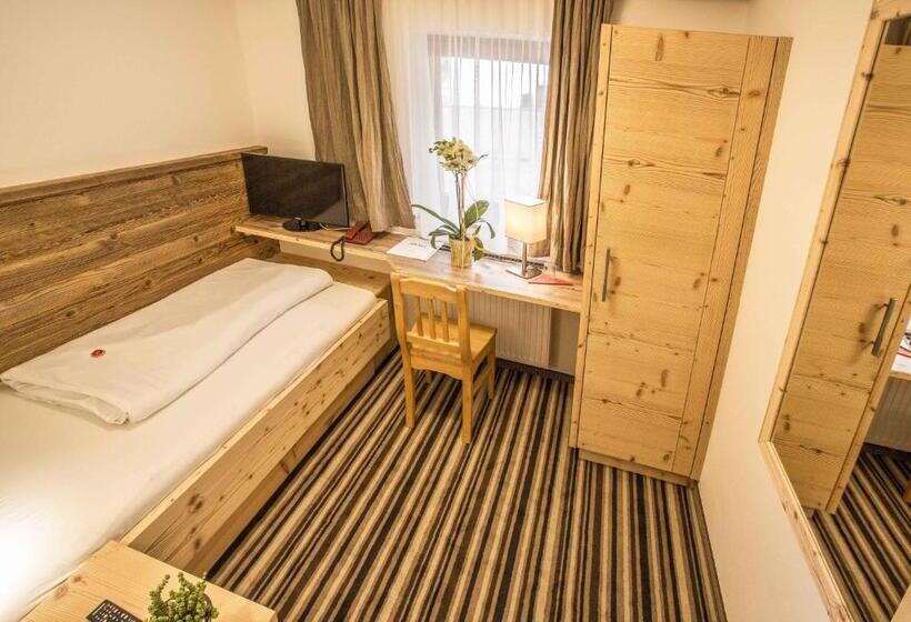 Standart Tek Kişilik Oda, Gasthof Zum Wilden Kaiser