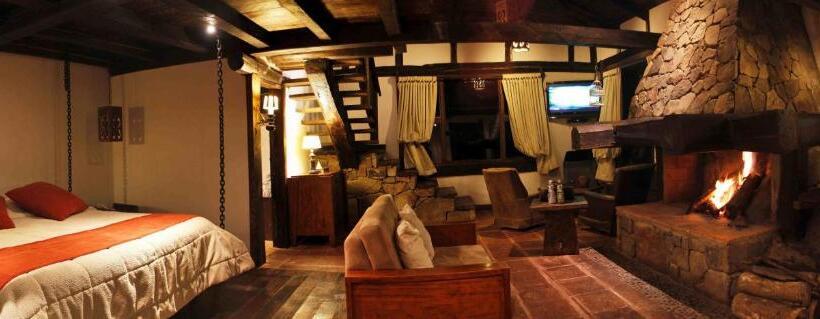 スタンダードバンガロー, Hacienda Hostería Dos Chorreras