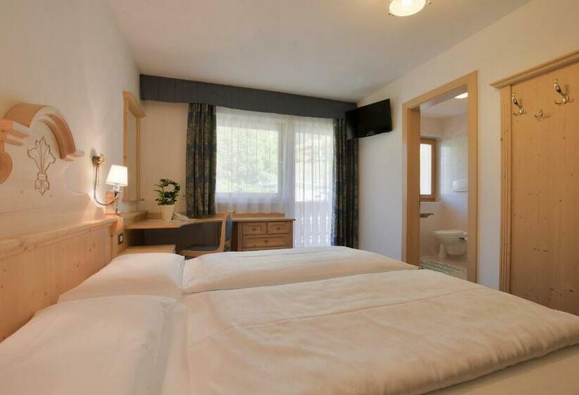 스탠다드 룸, Garnì La Dorada