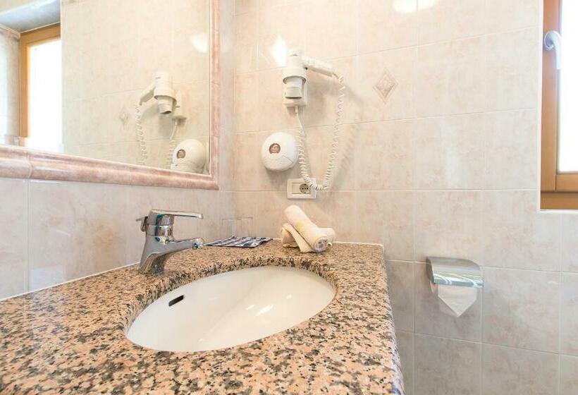 스탠다드 룸, Garnì La Dorada