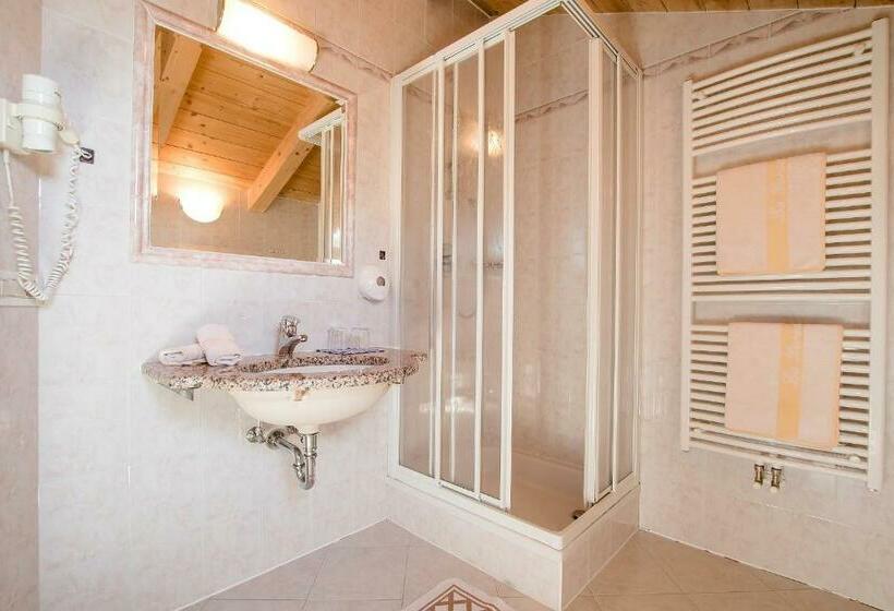 스탠다드 룸, Garnì La Dorada