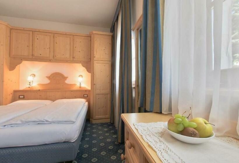 스탠다드 룸, Garnì La Dorada