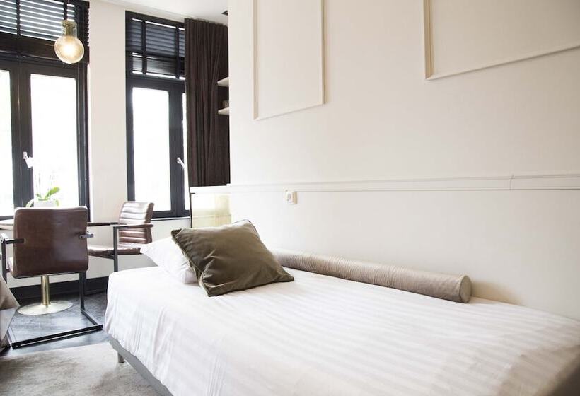 스탠다드 스튜디오, House Of Amstel