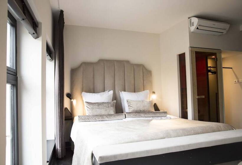 스탠다드 스튜디오, House Of Amstel