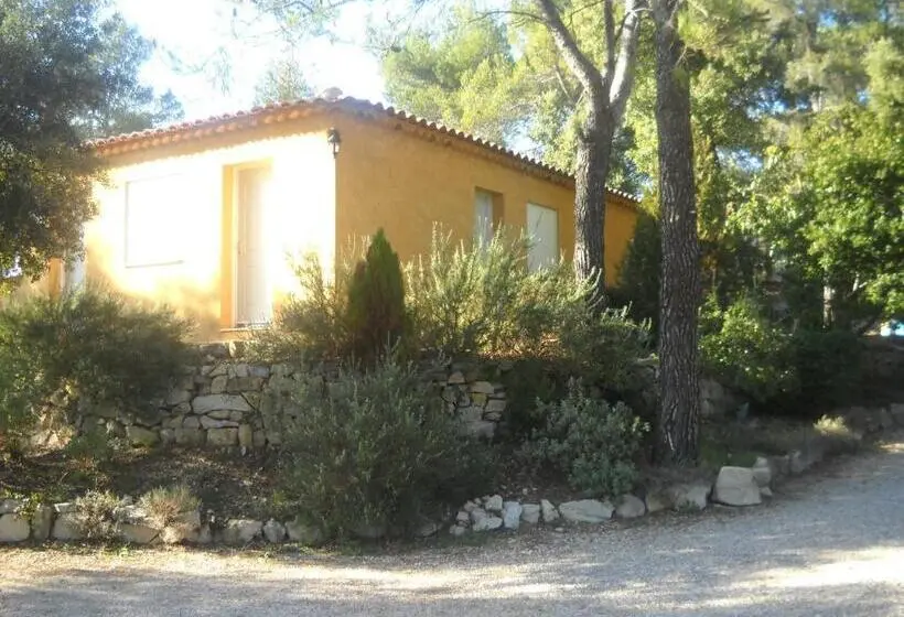 スタンダード4人部屋, Les Arbousiers Village Hôtel Provençal