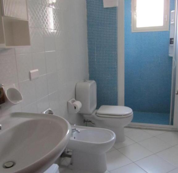 اتاق استاندارد, Al Martin Pescatore