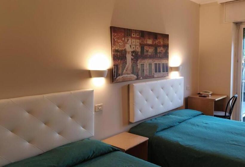 Номер Стандарт Трехместный, Andreoli & Miglioranzi