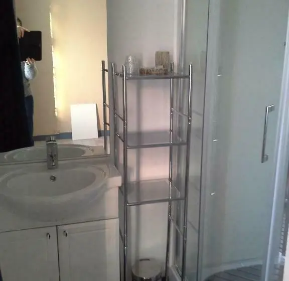 スタンダードルーム, Chambres D Hôtes L Insulaire