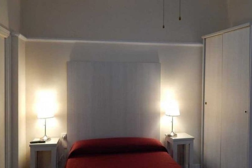 Quarto standard, Hospederia Marques