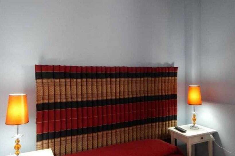 Quarto Standard Casa de Banho Partilhada, Hospederia Marques