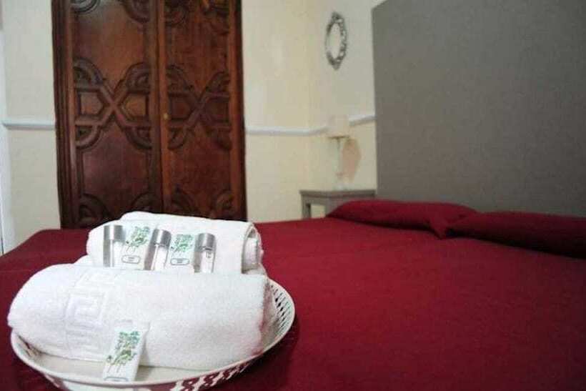 Quarto Triplo Standard Casa de Banho Partilhada, Hospederia Marques