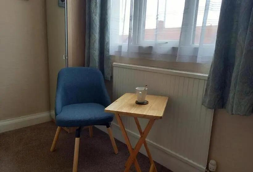 Standard Yhden Hengen Huone, Seren Villa
