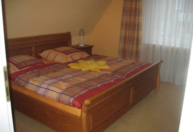 패밀리 룸, Pension & Ferienhaus Latröpchen