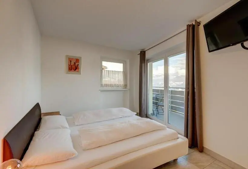 Huoneisto 1 Makuuhuone, Residence Gasser