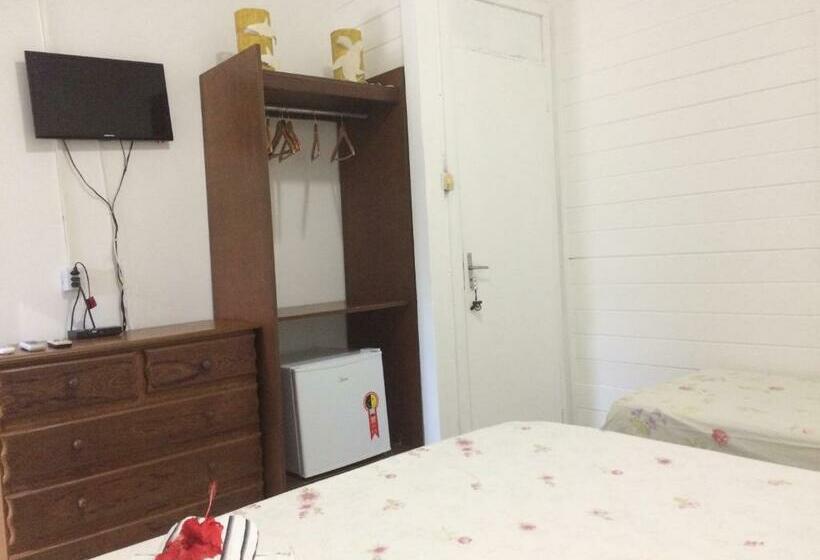 スタンダードトリプルルーム, Pousada Suzimar