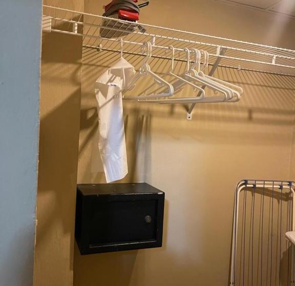 آپارتمان 1 خوابه با تراس, Apartahotel Alvear