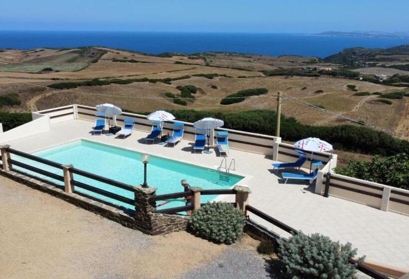 Номер Стандарт Вид на Море, Agriturismo Finagliosu