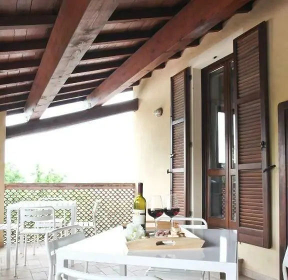 Huoneisto 2 Makuuhuonetta, Agriturismo Il Vecchio Mandorlo