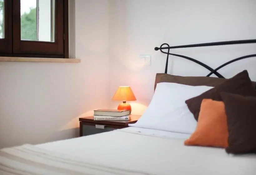 Huoneisto 1 Makuuhuone, Agriturismo Il Vecchio Mandorlo